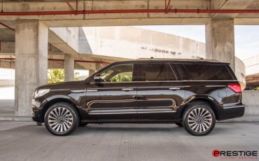 Lincoln Navigator (Copy)